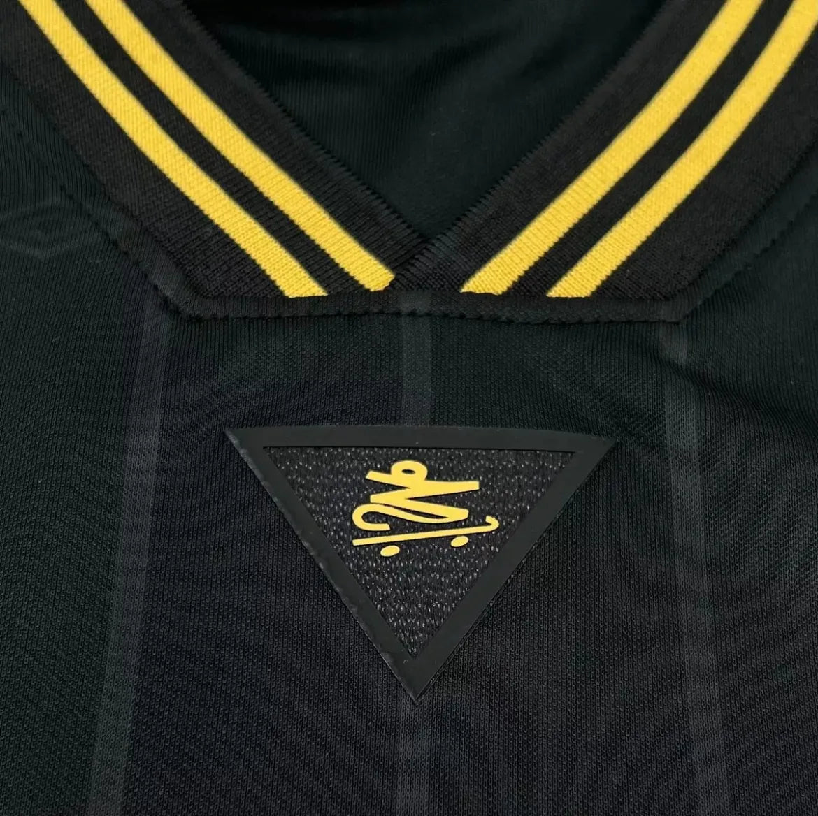 Camisa Santos Charlie Brown Jr Preta Com Dourado