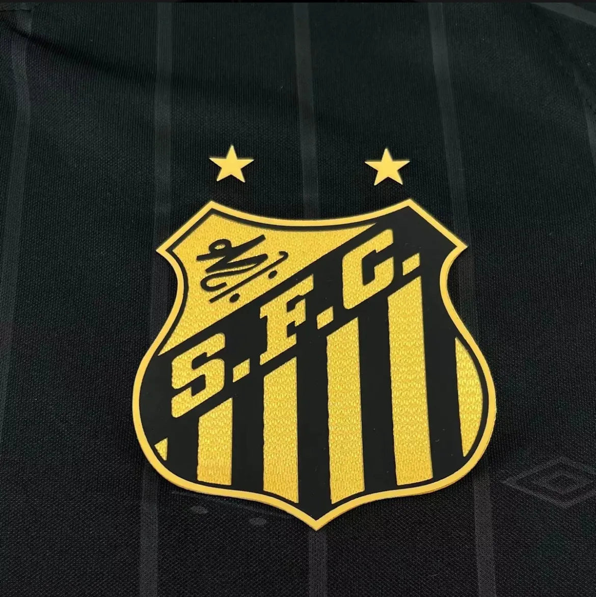 Camisa Santos Charlie Brown Jr Preta Com Dourado