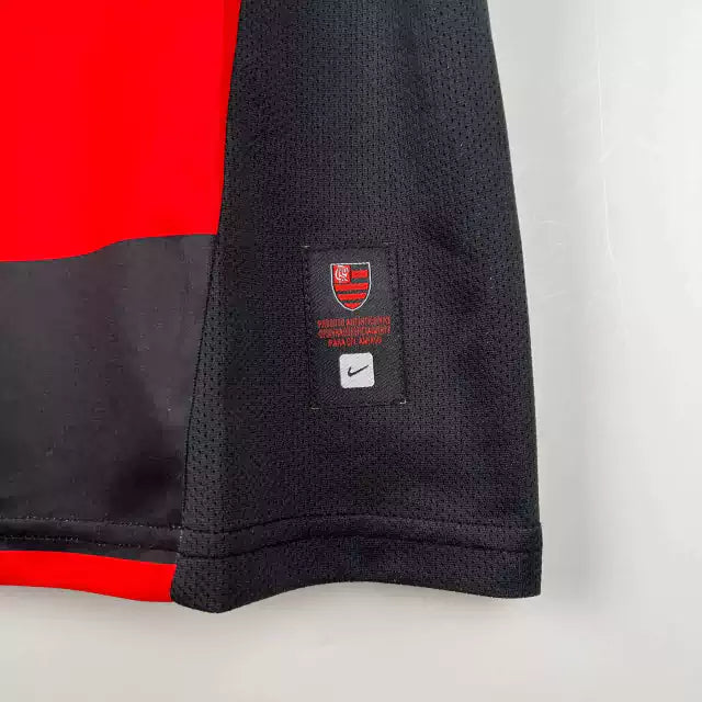 Retrô - Flamengo I 2006 Torcedor Nike Masculina - Vermelho e preto